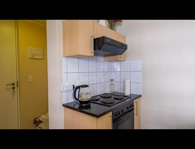 1 BEDROOM PROPERTY TO RENT IN CLAREMONT